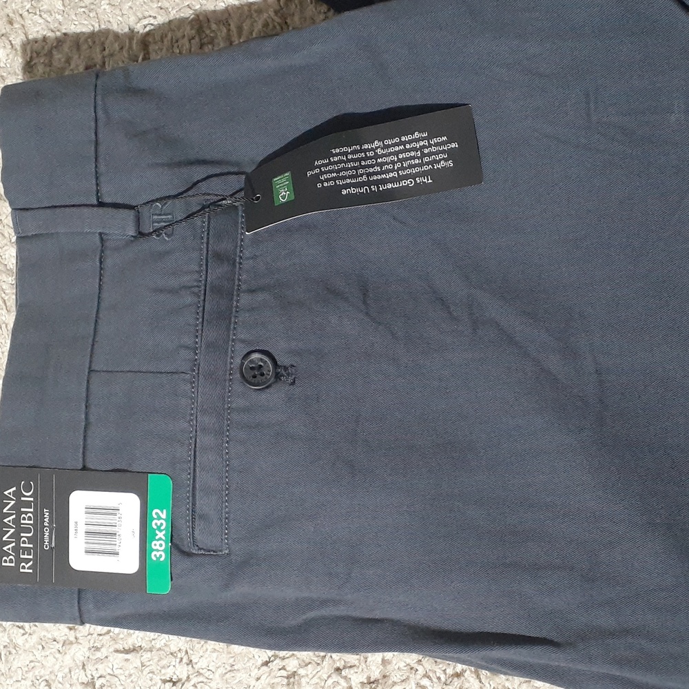 NWOT Banana Republic Flat Front Straight Fit Chinos - Gray - Picture 4 of 6